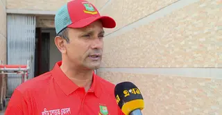 ‘ব্যাকফুট’ থেকে শুরু হলেও বড় লক্ষ্য: বিসিবিতে খালেদ মাসুদ পাইলটের নতুন ইনিংস